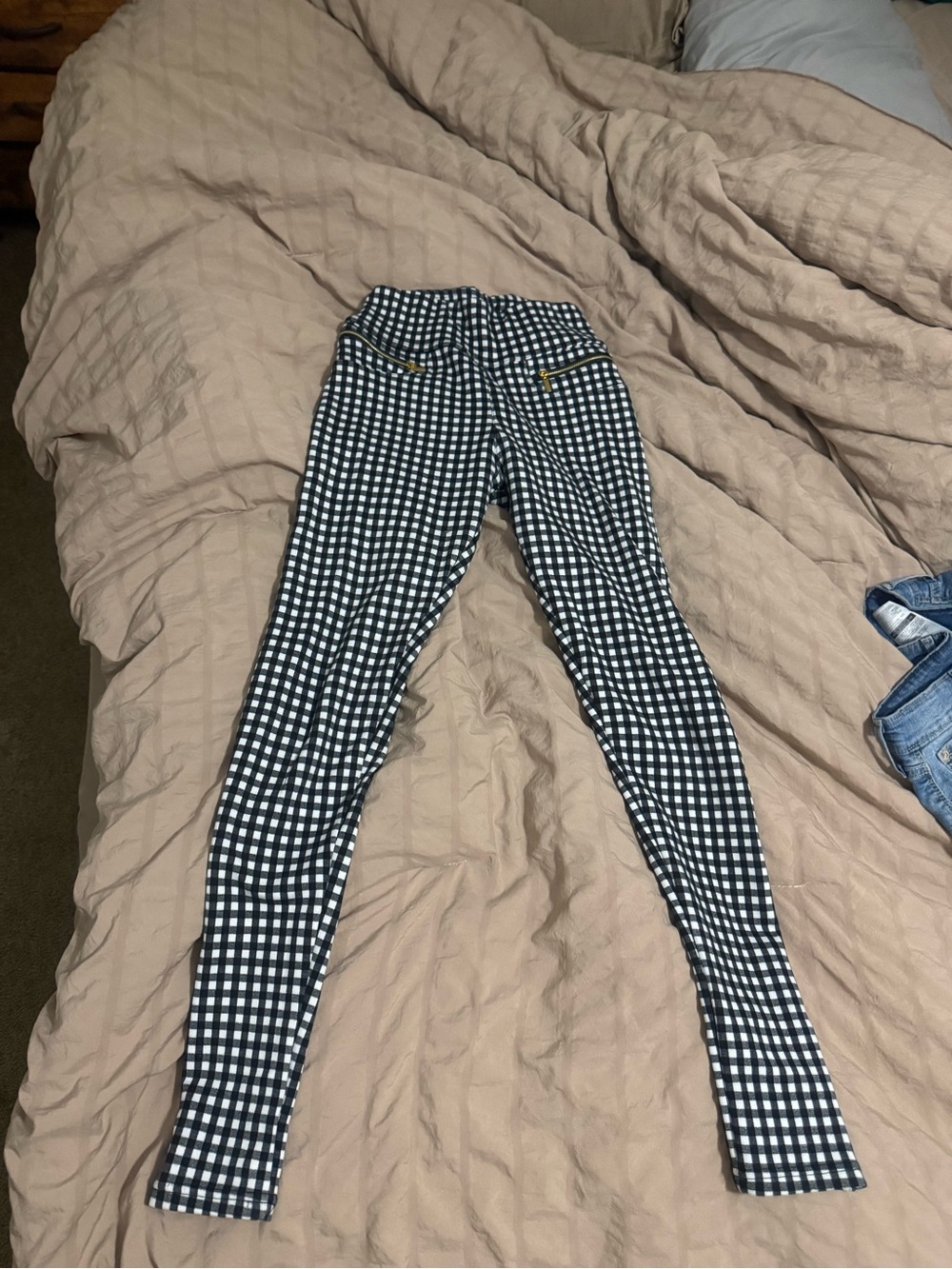 Streetwear Society Black & White Gingham Pull-On Leggings